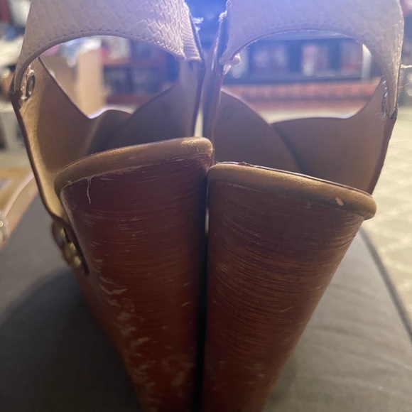 3 pairs of beautiful pre love shoes, 1 DKNY 1 Steve Madden, and 1 soda  - Picture 3 of 13